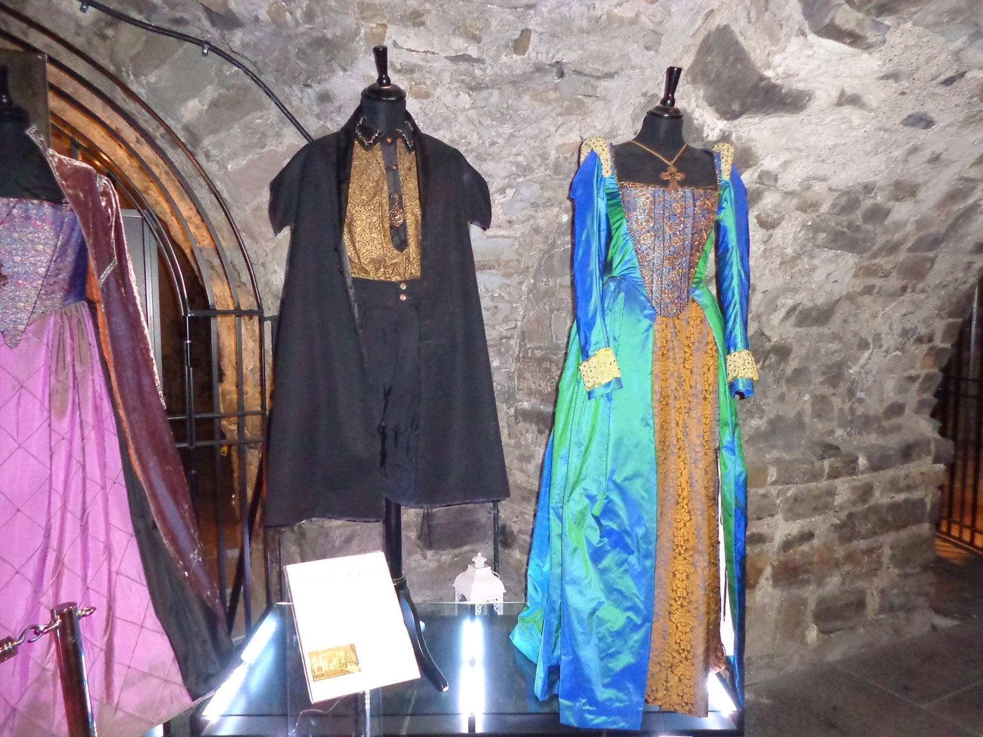 5 Day Ireland Itinerary for First-Time Visitors Without a Car 4 Christ Church Cathedral with Tudors TV show costumes, 2 days in Dublin Ireland