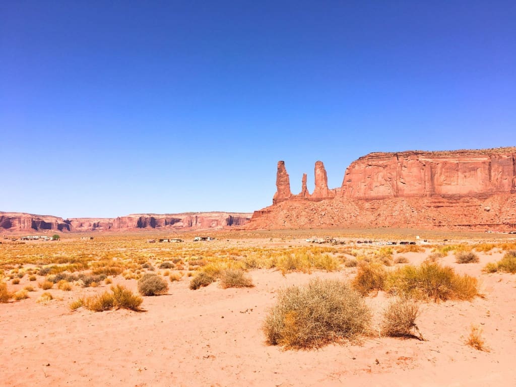 How to Plan an American Southwest National Parks Road Trip (for Non-Hikers) 16 three sisters monument valley arizona