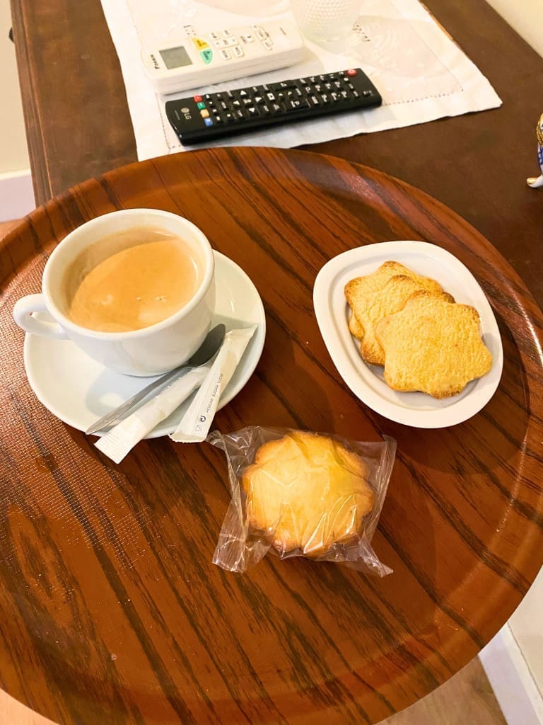 The Top Things to Do in Sintra: 5 Stunning Palaces You Need to See 5 coffee cookies casa do vinho sintra guesthouse