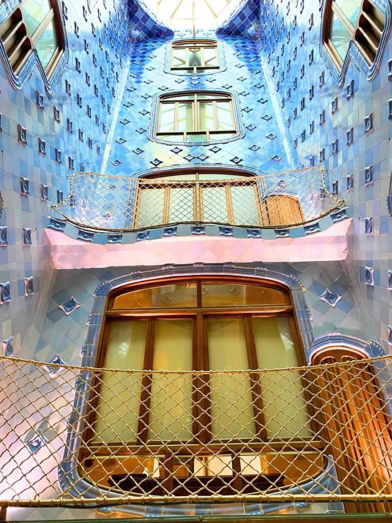 How to Spend 3 Days in Barcelona: A First-Timer's Travel Itinerary 25 central lightwell casa batllo barcelona