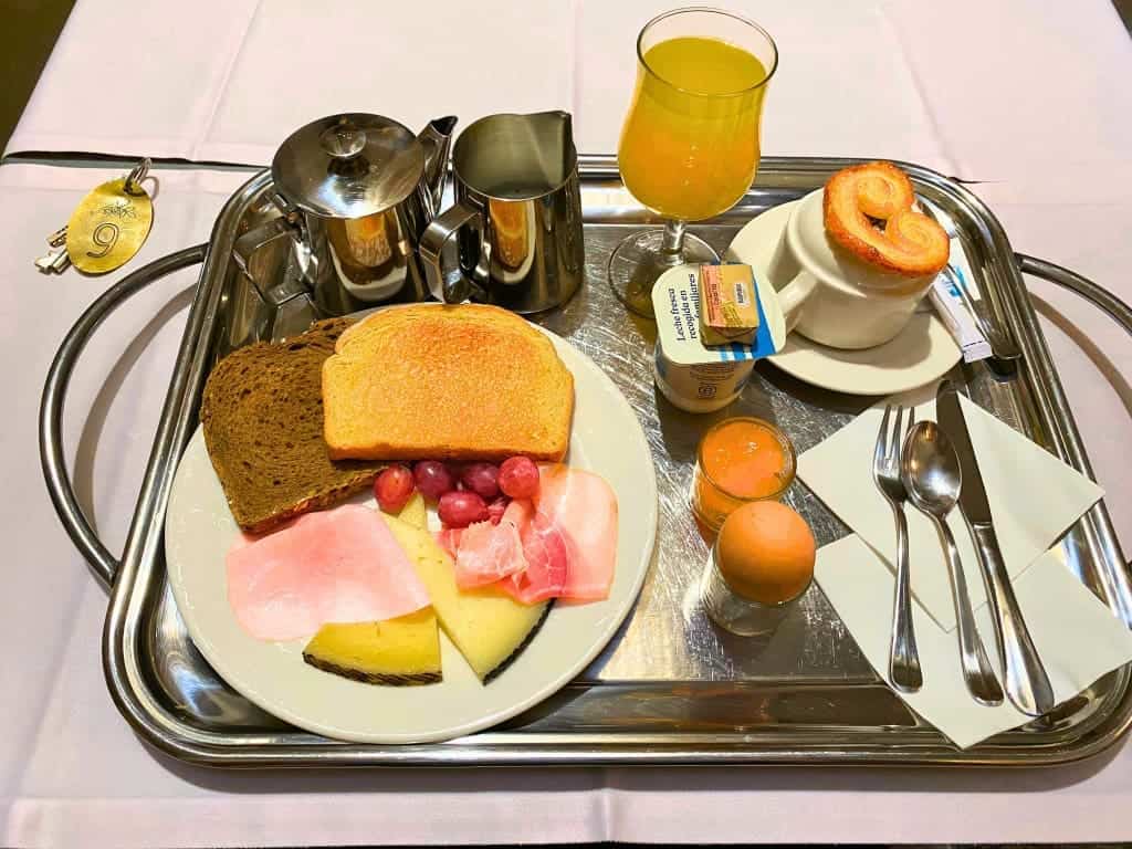 How to Spend 3 Days in Barcelona: A First-Timer's Travel Itinerary 80 circa 1905 breakfast tray barcelona