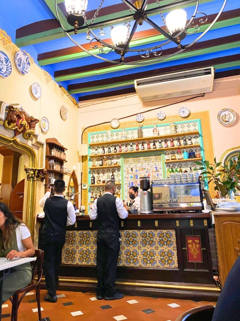 How to Spend 3 Days in Barcelona: A First-Timer's Travel Itinerary 72 interior els quatre gats restaurant barcelona