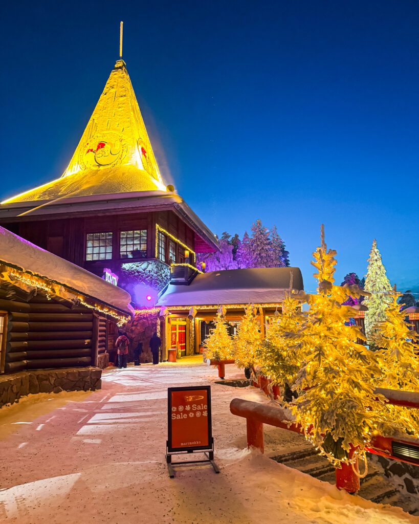 Rovaniemi in Winter: How to Build a First-Timer's Itinerary for Finnish Lapland 19 rovaniemi santas village night view
