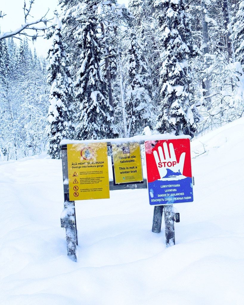 Rovaniemi in Winter: How to Build a First-Timer's Itinerary for Finnish Lapland 90 tunturiaapa nature trail sign snow pyha