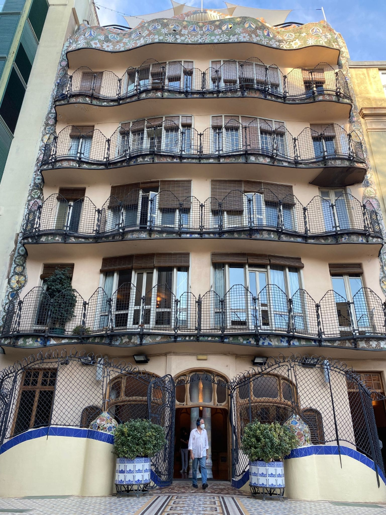 What's It Like to Visit Casa Batlló? An Overview of the Immersive Experience 11 rear facade casa batllo barcelona