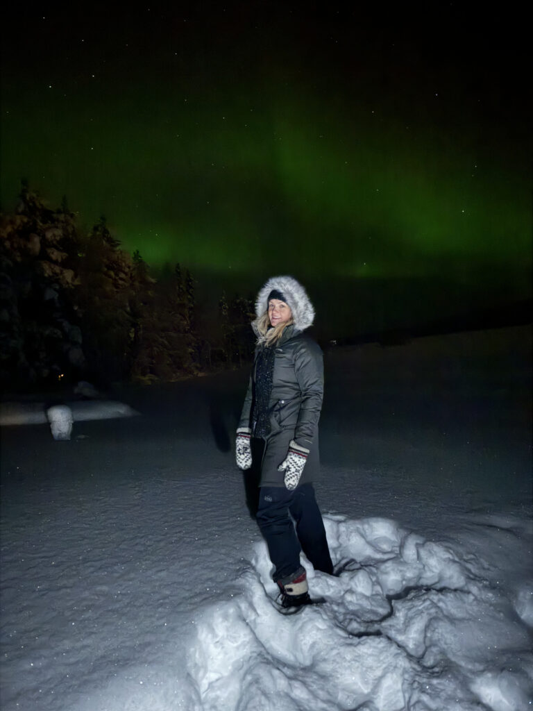 Guide to Spotting the Aurora Borealis in Rovaniemi, Finland 16 northern lights winter woman